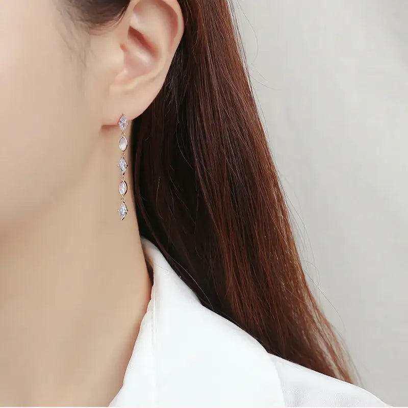 CLUE - Mother-of-Pearl Long Drop Silver Earrings - CLUE - Jewelry - Harumio