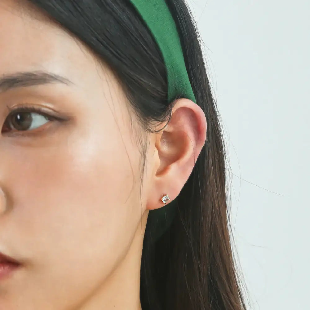 CLUE - Wish Spell Blue Topaz Natural Stone Rhombus Silver Piercing - CLUE - Jewelry - Harumio
