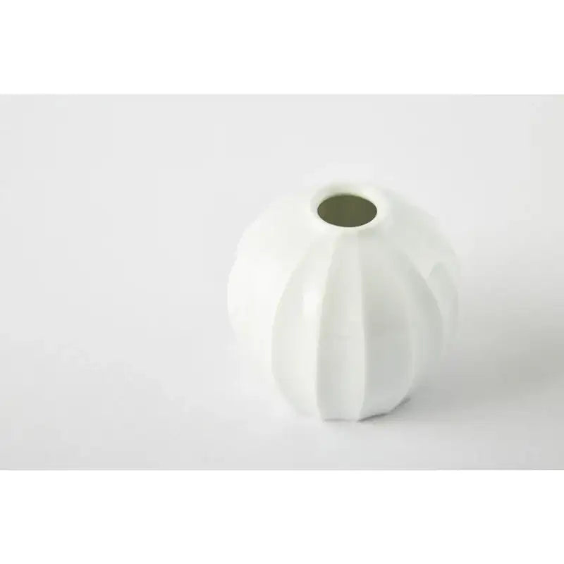 Chaora - White Porcelain Angle Vase (M) - Chaora - Tableware - Harumio
