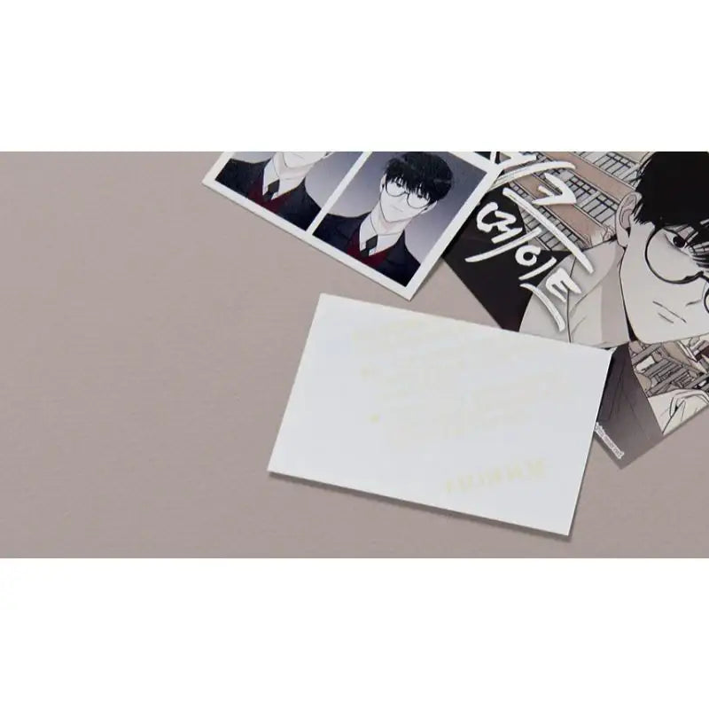Checkmate - ID Photo - Lezhin - Accessories - Harumio