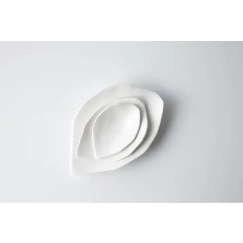 MUJAGI STUDIO - Petal Plate (Medium) - MUJAGI STUDIO - Homeware - Harumio