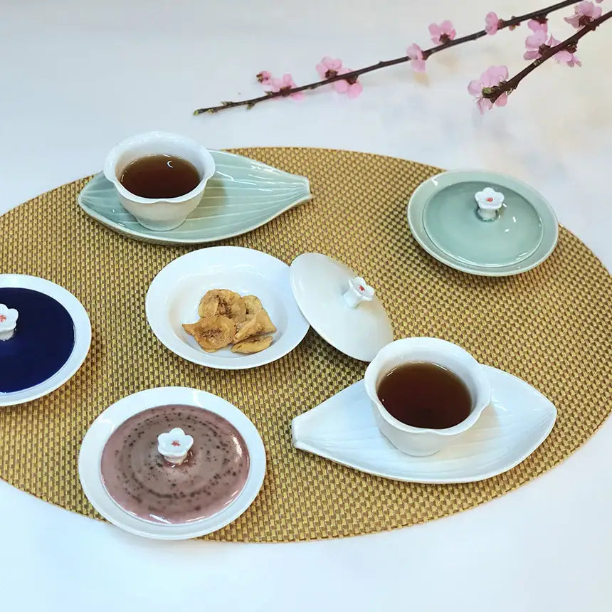 Bosan Pottery - Cobalt Porcelain Soy Sauce Bowl with Lid - Bosan Pottery - Home & Living, Accessories - Harumio