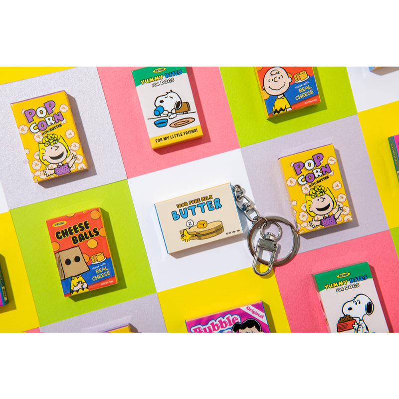 Peanuts x 10x10 - Snoopy Market Keyring