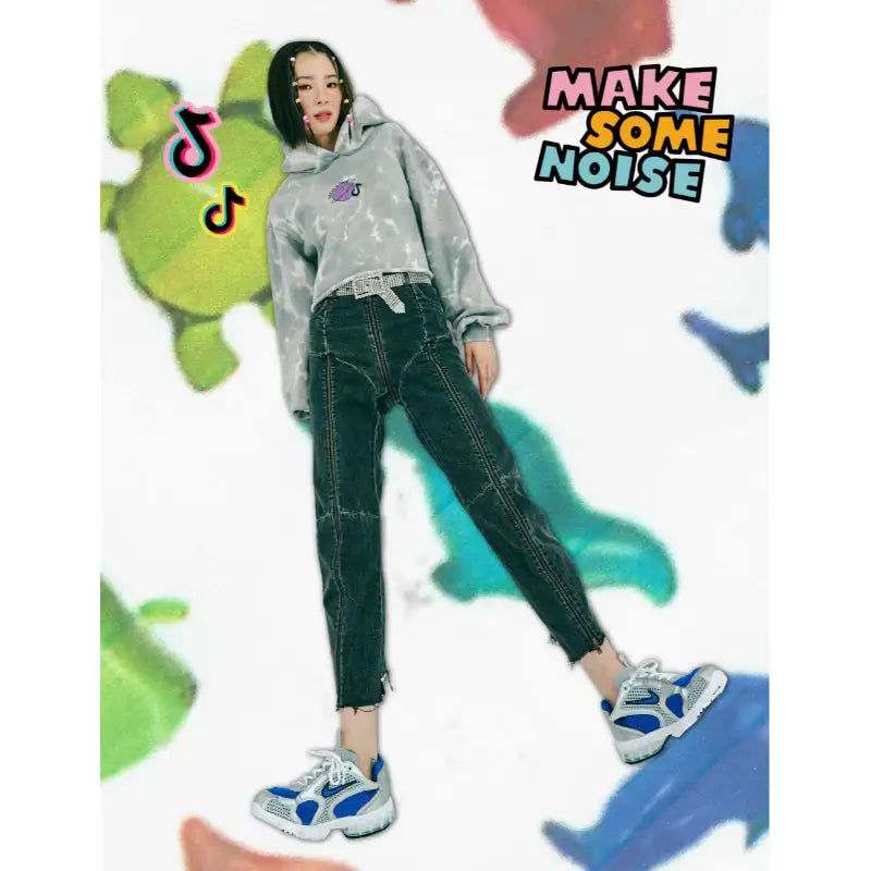 TiKTok Friends - Good Planet Cropped Hoodie - TiKTok Friends - Clothing - Harumio