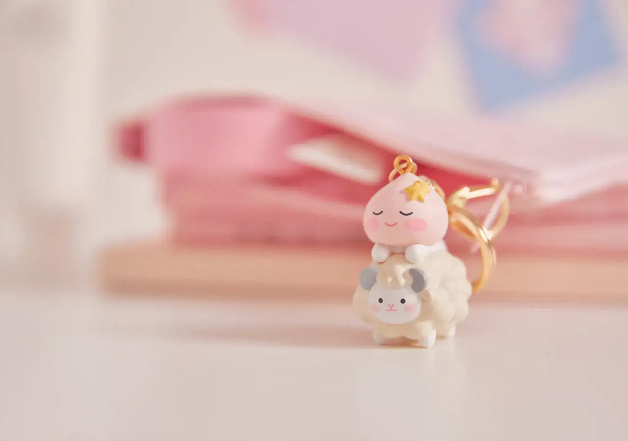 Kakao Friends - Lovely Apeach - Figure Keyring - Kakao Friends - Accesories - Harumio