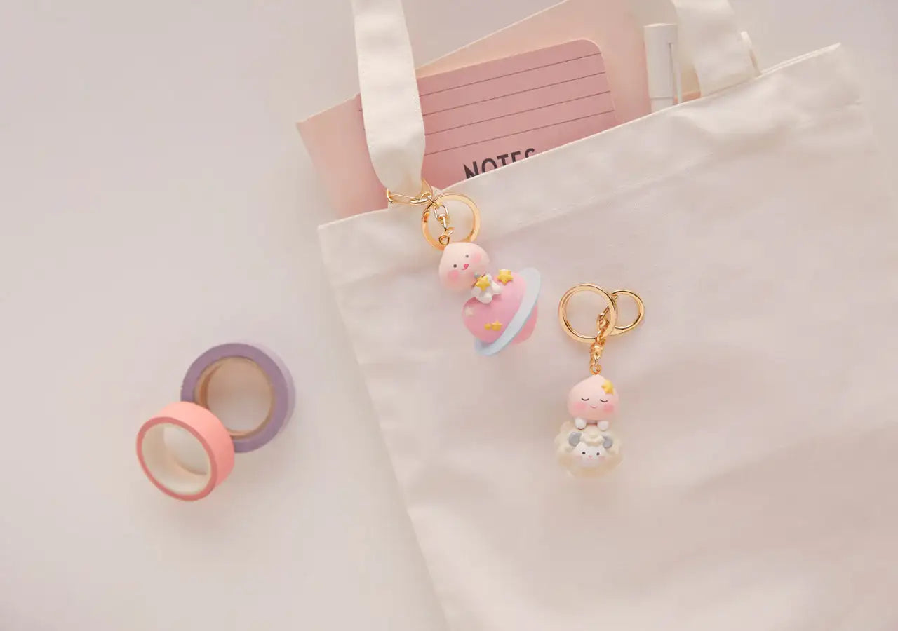 Kakao Friends - Lovely Apeach - Figure Keyring - Kakao Friends - Accesories - Harumio