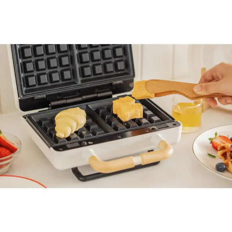 Peanuts x 10x10 - Snoopy Retro Double Waffle/Sandwich Maker - Peanuts x 10x10 - Kitchenware - Harumio