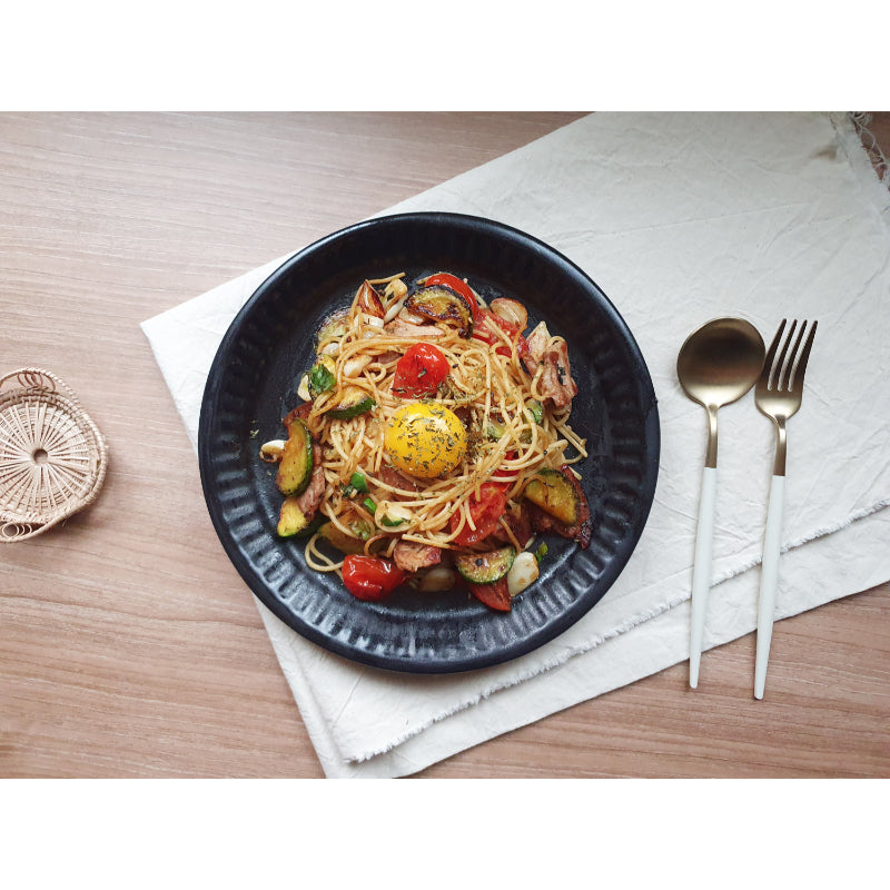 OSON - Black Semi-Gloss Round Plate