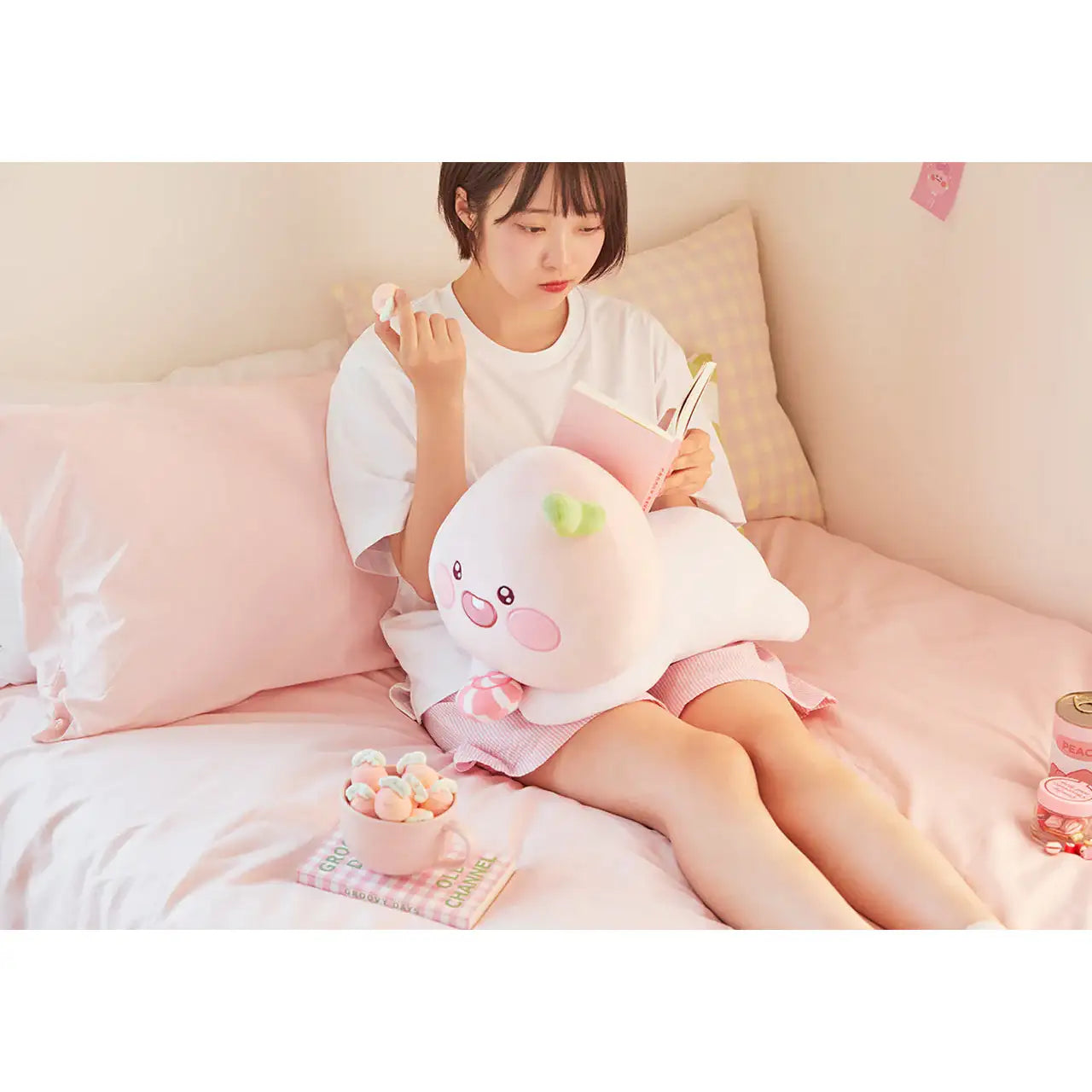 Kakao Friends - PeachFiv LuvPeach Body Pillow - Kakao Friends - Home & Living, Accessories - Harumio