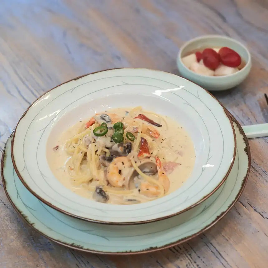 Bosan Pottery - Leaf Handmade Porcelain Pasta Bowl - Bosan Pottery - Home & Living, Accessories - Harumio