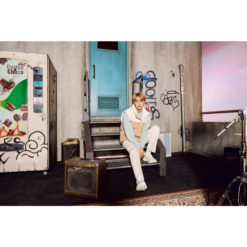 FILA x BTS - Create Your Winter - Colour Matching Down Vest