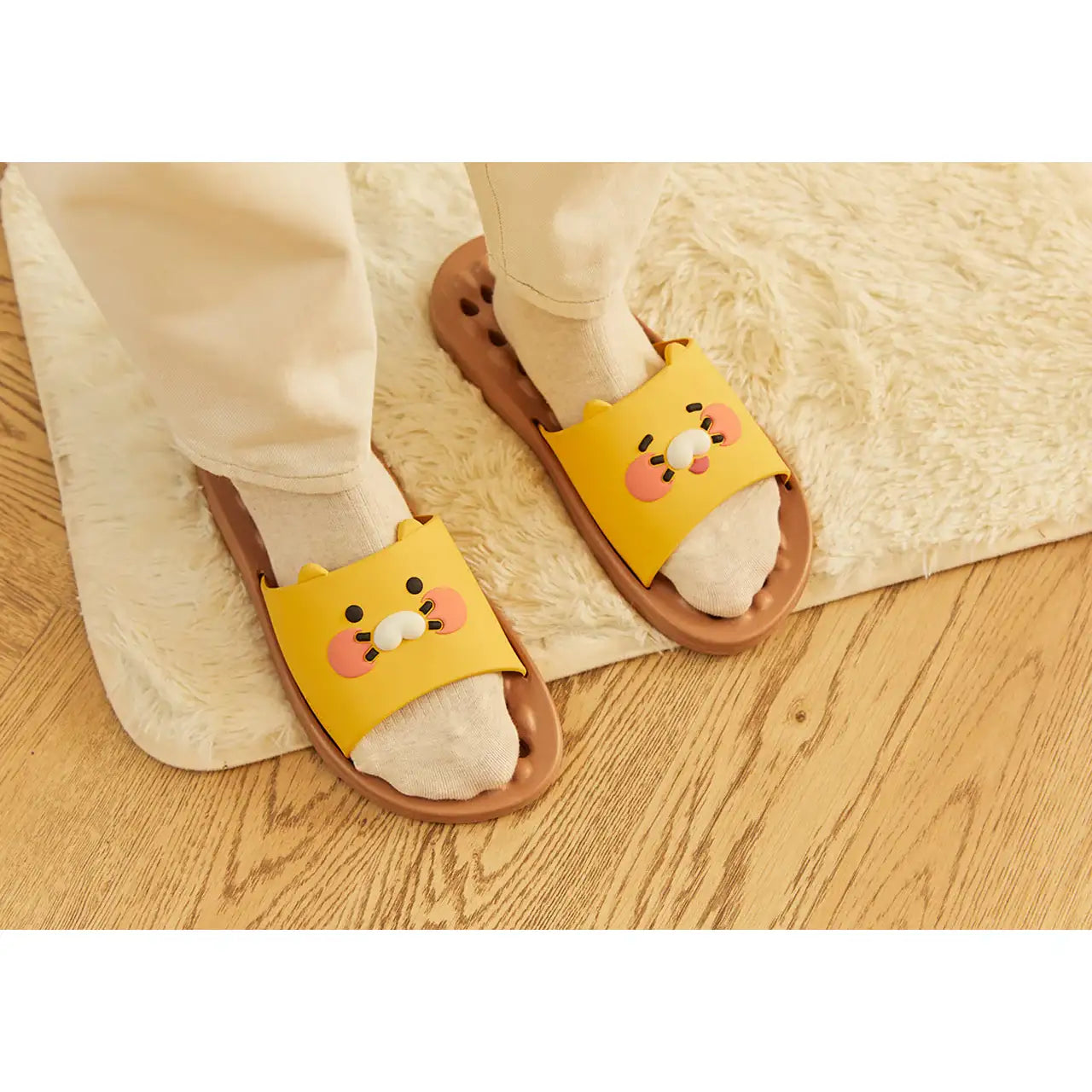 Kakao Friends - Choonsik Bathroom Slippers - Kakao Friends - Footwear - Harumio