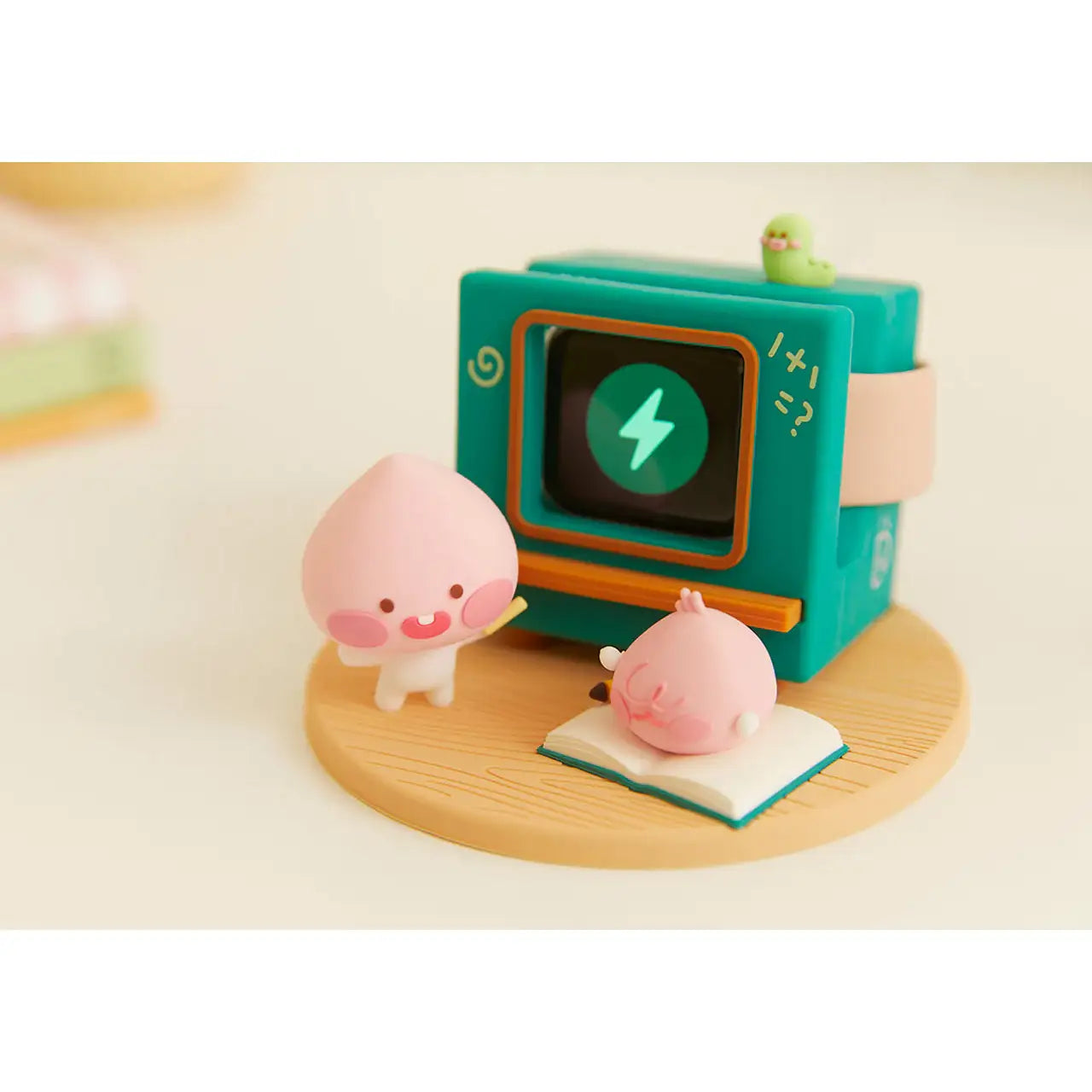 Kakao Friends - Classmate Apple Watch Charging Stand - Kakao Friends - Home & Living, Accessories - Harumio