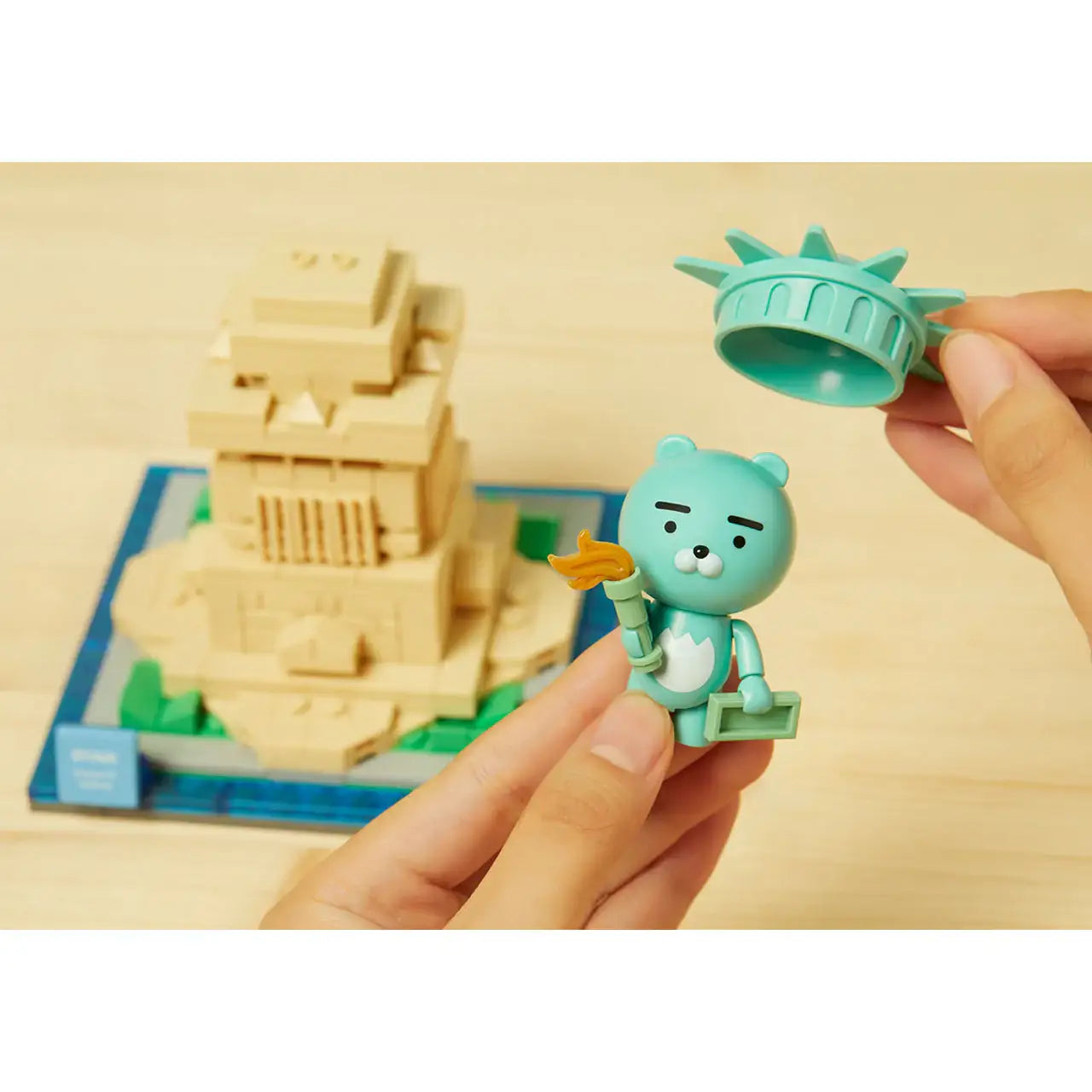 Kakao Friends - Ryan Statue of Liberty Brick Figure - Kakao Friends - Home & Living, Accessories - Harumio