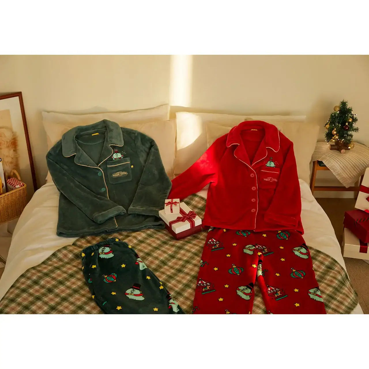 Kakao Friends - Jordy Magic Show Top and Bottom Pajamas Set - Kakao Friends - Clothing - Harumio