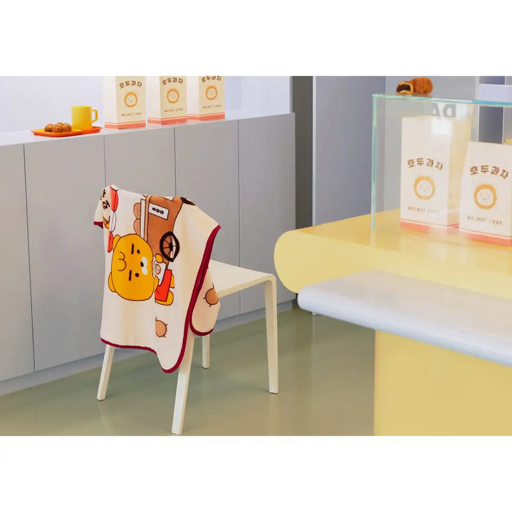 Kakao Friends - Walnut Cake Shop Knee Blanket - Kakao Friends - Home & Living, Accessories - Harumio