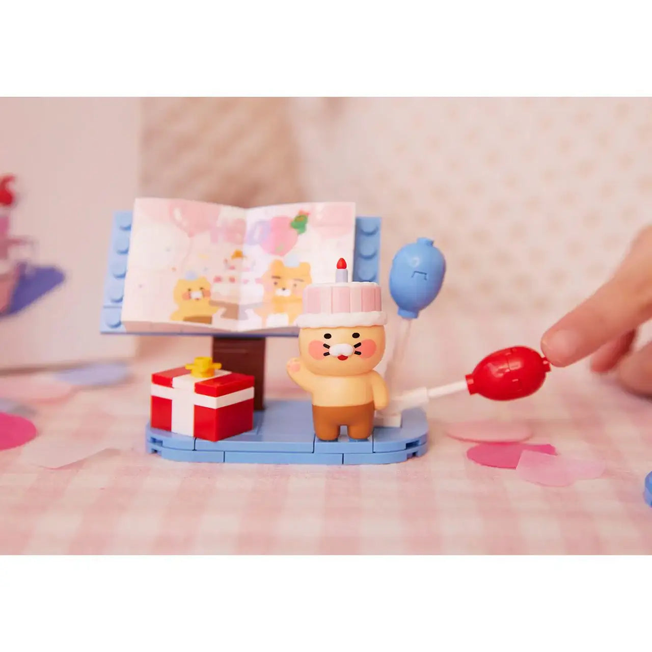 Kakao Friends - Ryan & Choonsik Cake Brick Figure - Kakao Friends - Home & Living, Accessories - Harumio