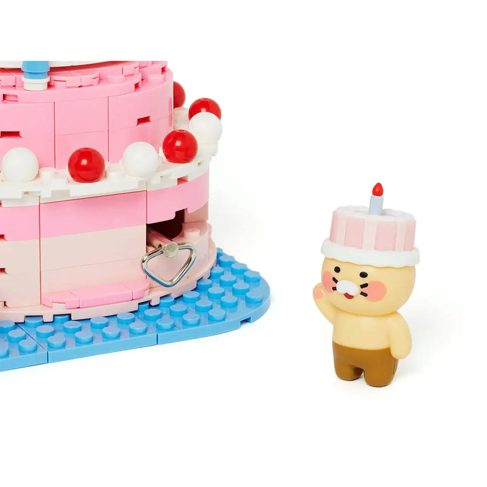 Kakao Friends - Ryan & Choonsik Cake Brick Figure