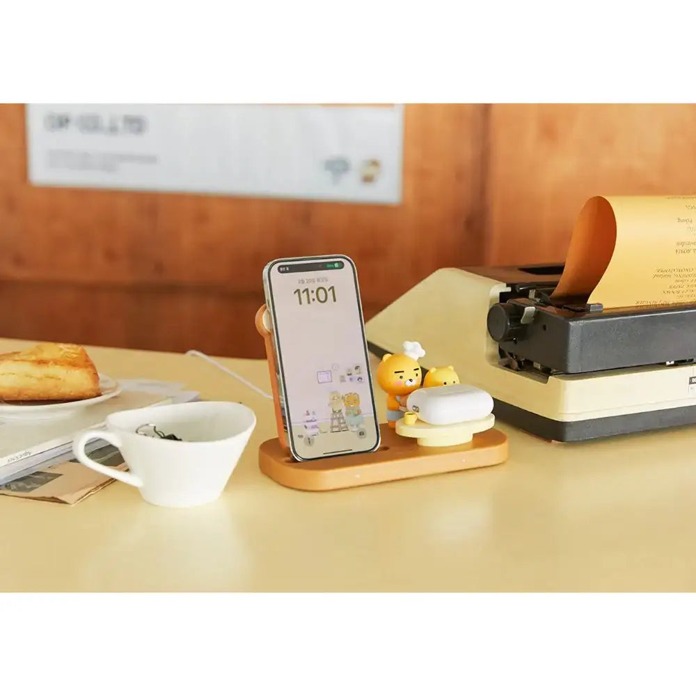 Kakao Friends - Bakery Ryan & Choonsik 2 in 1 Wireless Charging Stand - Kakao Friends - Accessories - Harumio