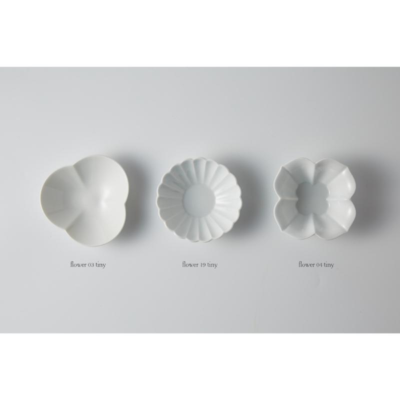 MUJAGI STUDIO - Flower Tiny Plate (Gloss)