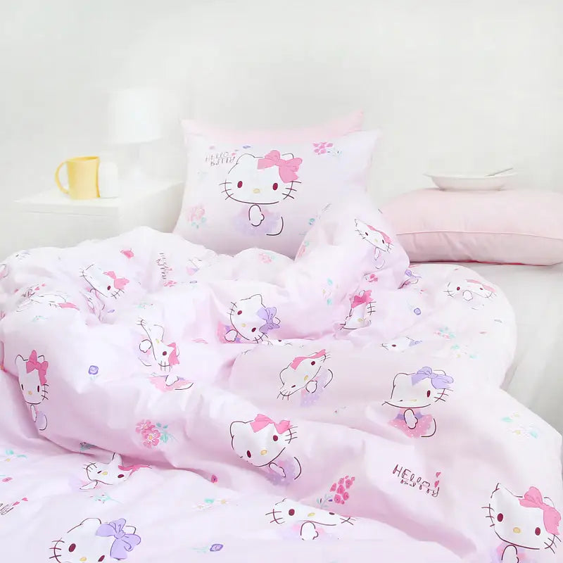 NARA HOME DECO x Hello Kitty - Comforter - NARA HOME DECO - Home & Living - Harumio