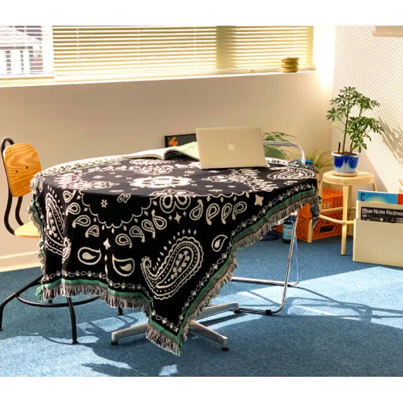 Wiggle Wiggle - Square Rug - Wiggle Wiggle - Home & Living, Accessories - Harumio