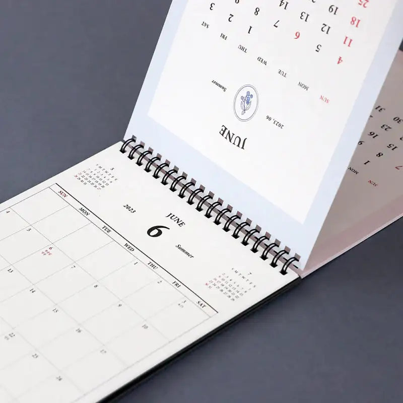 Iconic - 2023 Desk Scheduler - ICONIC - Calendar - Harumio