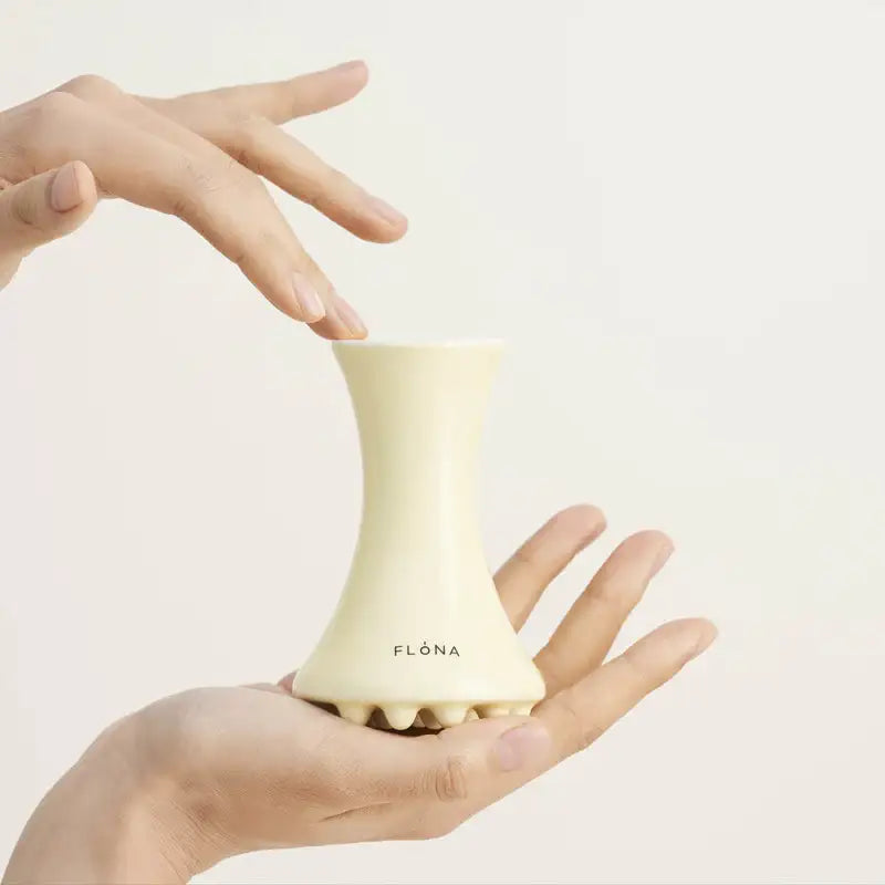 Flona X Choi Mona - Gua Sha