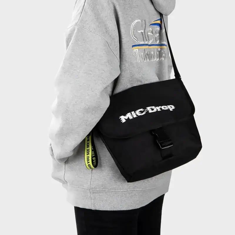 防弾少年団(BTS) - BTS popup micdrop bag BTS - MIC Drop - Messenger Eco Bag – Harumio