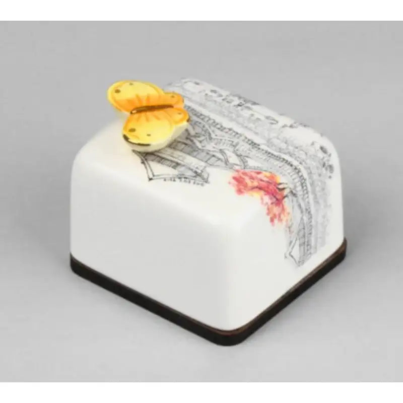 HK Studio - Moony Ceramic Changdeokgung Palace Musical Paperweight - HK Studio - Music Box - Harumio