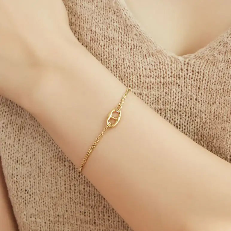 CLUE - C Collection Iconic Pendant Bracelet - CLUE - Jewelry - Harumio