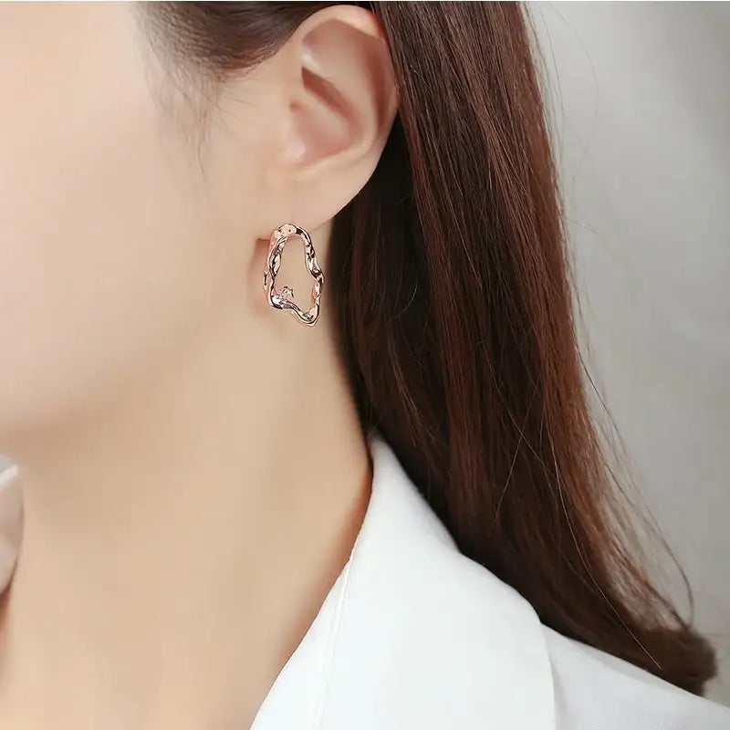 CLUE - Alli Wave Oval Cubic Silver Earring - CLUE - Jewelry - Harumio