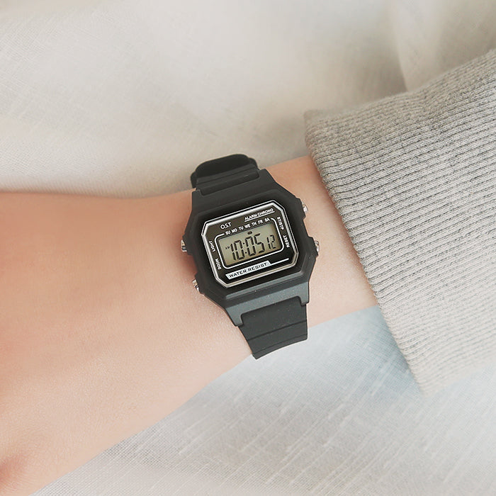 OST - Simple Digital Watch