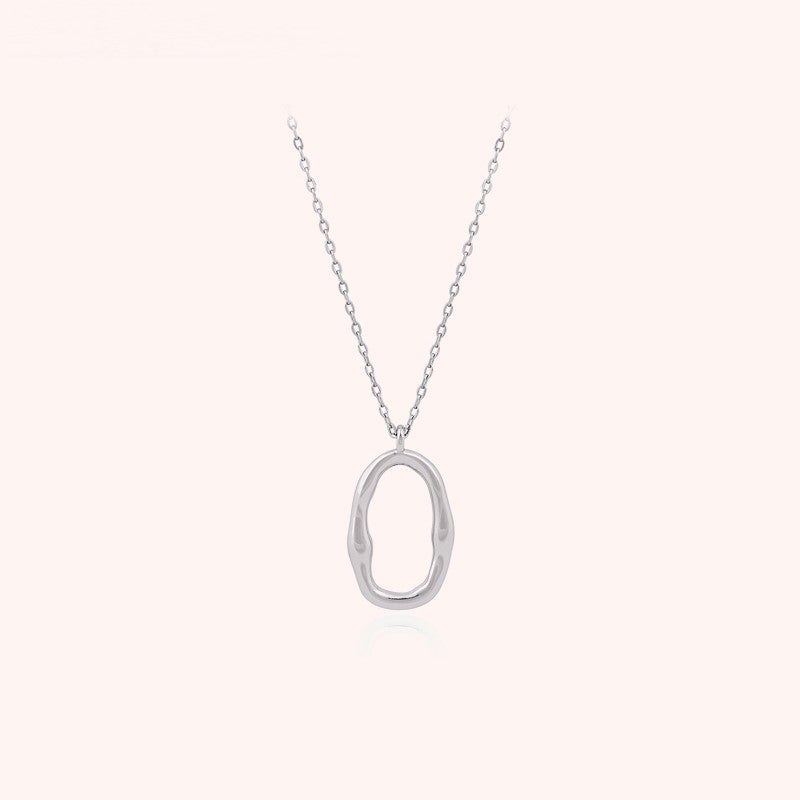 CLUE - Twisted Oval Bold Silver Necklace
