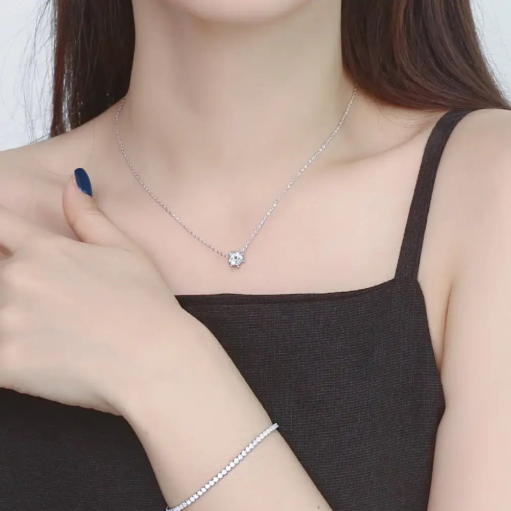 CLUE - Carat Collection Crowned Setting Diamond Necklace - CLUE - Jewelry - Harumio
