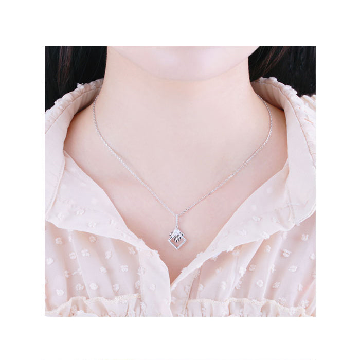 CLUE - White Square Silver Necklace