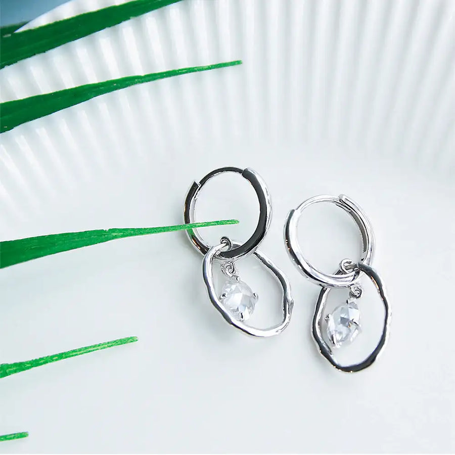 CLUE - Lump White Round Silver Earrings - CLUE - Jewelry - Harumio