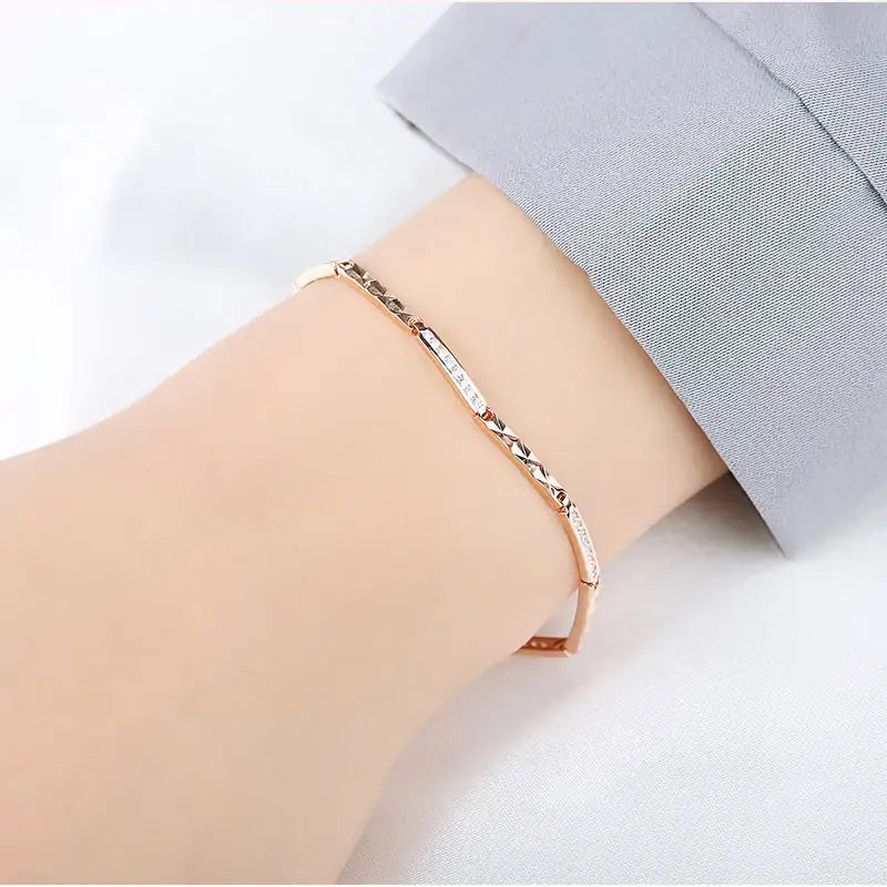 CLUE - Bold Simple Chain Silver Bracelet - CLUE - Jewelry - Harumio
