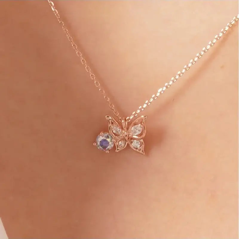CLUE - Cubic Butterfly Shiny Silver Necklace - CLUE - Jewelry - Harumio