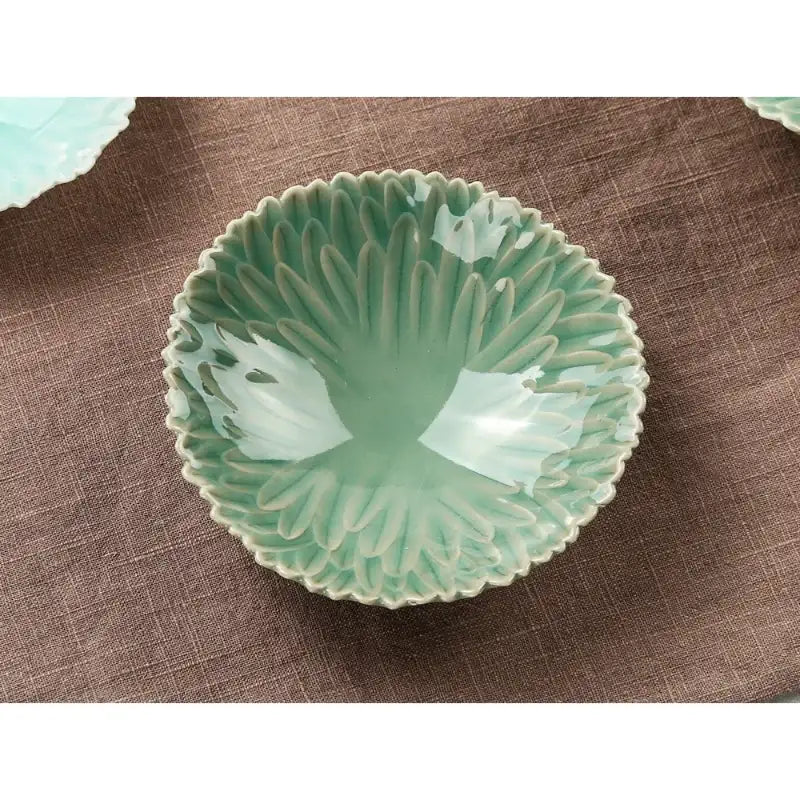Chaora - Celadon Chrysanthemum Side Dish Plate - Chaora - Tableware - Harumio