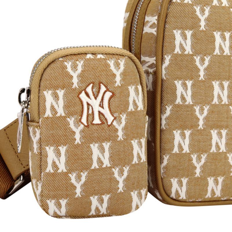 Túi MLB Monogram Jacquard Crossbody Bag NewYork Yankees