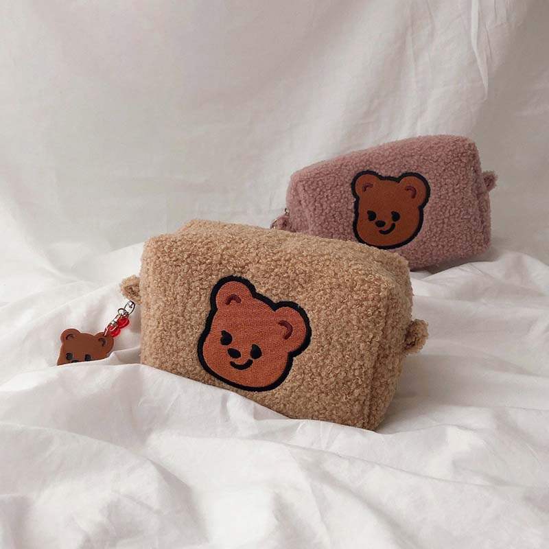Pureureumdesign x 10x10 - Cupid Bear Fur Pouch - Pureureumdesign - Accesories - Harumio