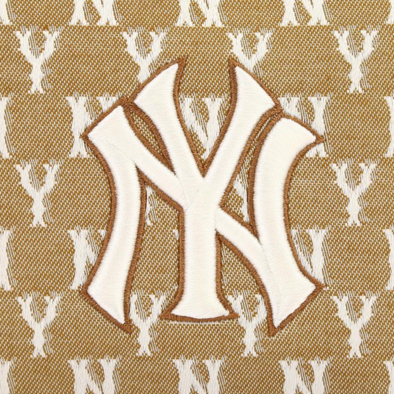Mua Túi Đeo Chéo MLB Monogram Jacquard Mini Crossbody Bag New York Yankees  3ACRS022N 50BLL Màu Xanh - MLB - Mua tại Vua Hàng Hiệu h044117