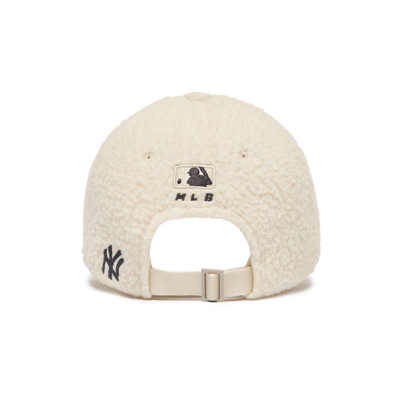 MLB Korea - Mega Bear Fleece Unstructured Ball Cap