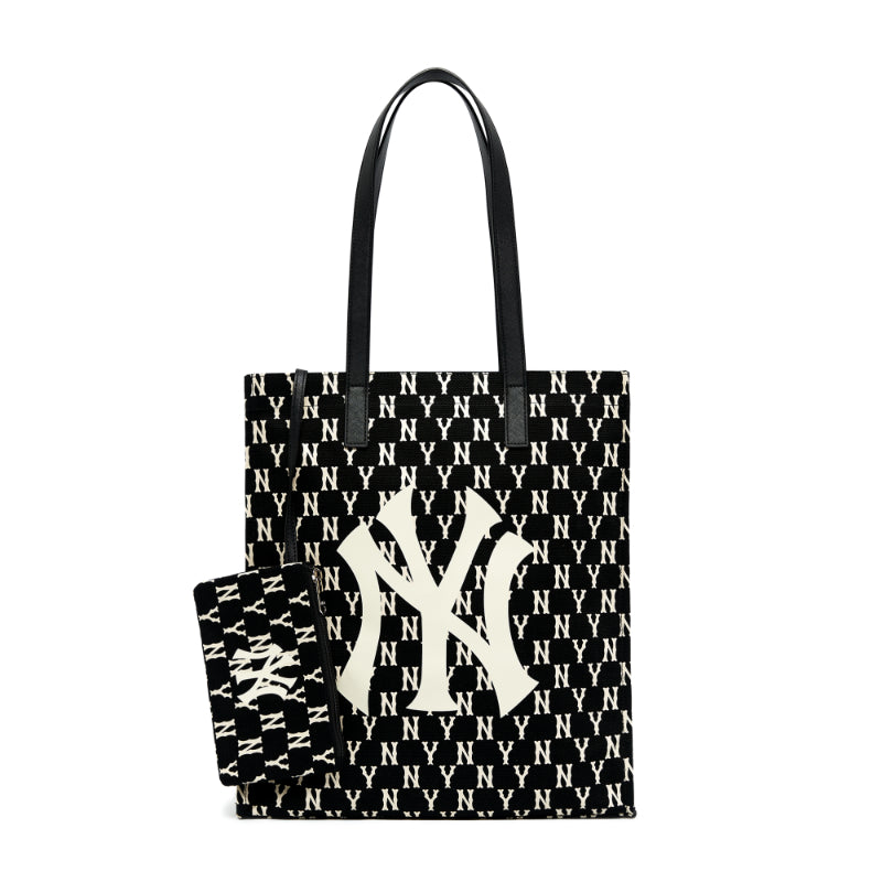 สั่งซื้อ MLB monogram tote bag ในราคาสุดคุ้ม