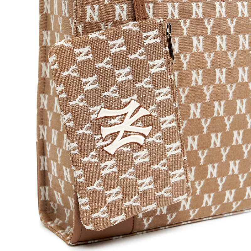 MLB Korea - Monogram Jacquard Shopper Bag