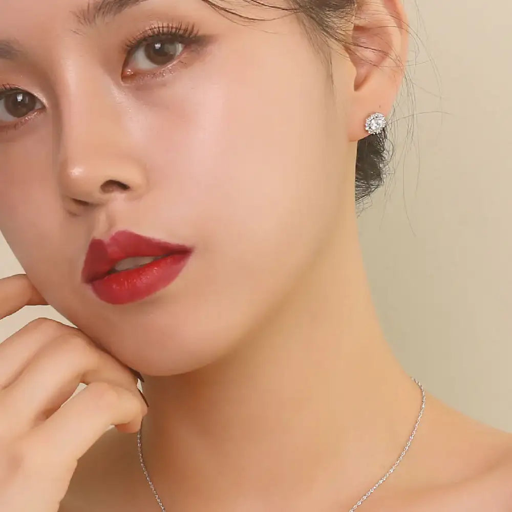 CLUE - Carat Collection Bright Diamond Earrings - CLUE - Jewelry - Harumio