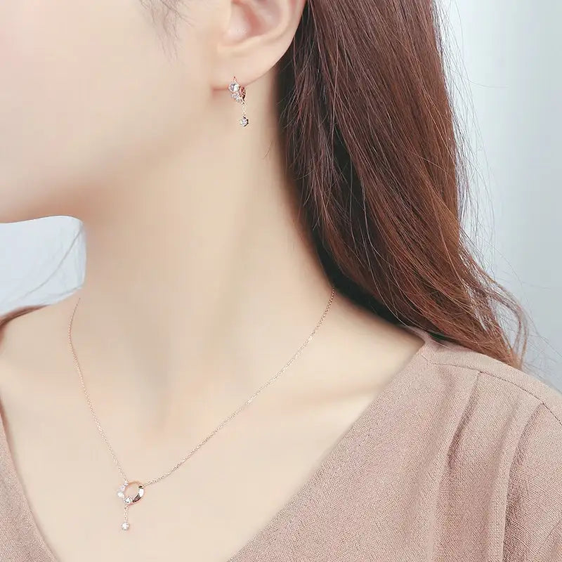 CLUE - Twinkle Drop Silver Necklace - CLUE - Jewelry - Harumio