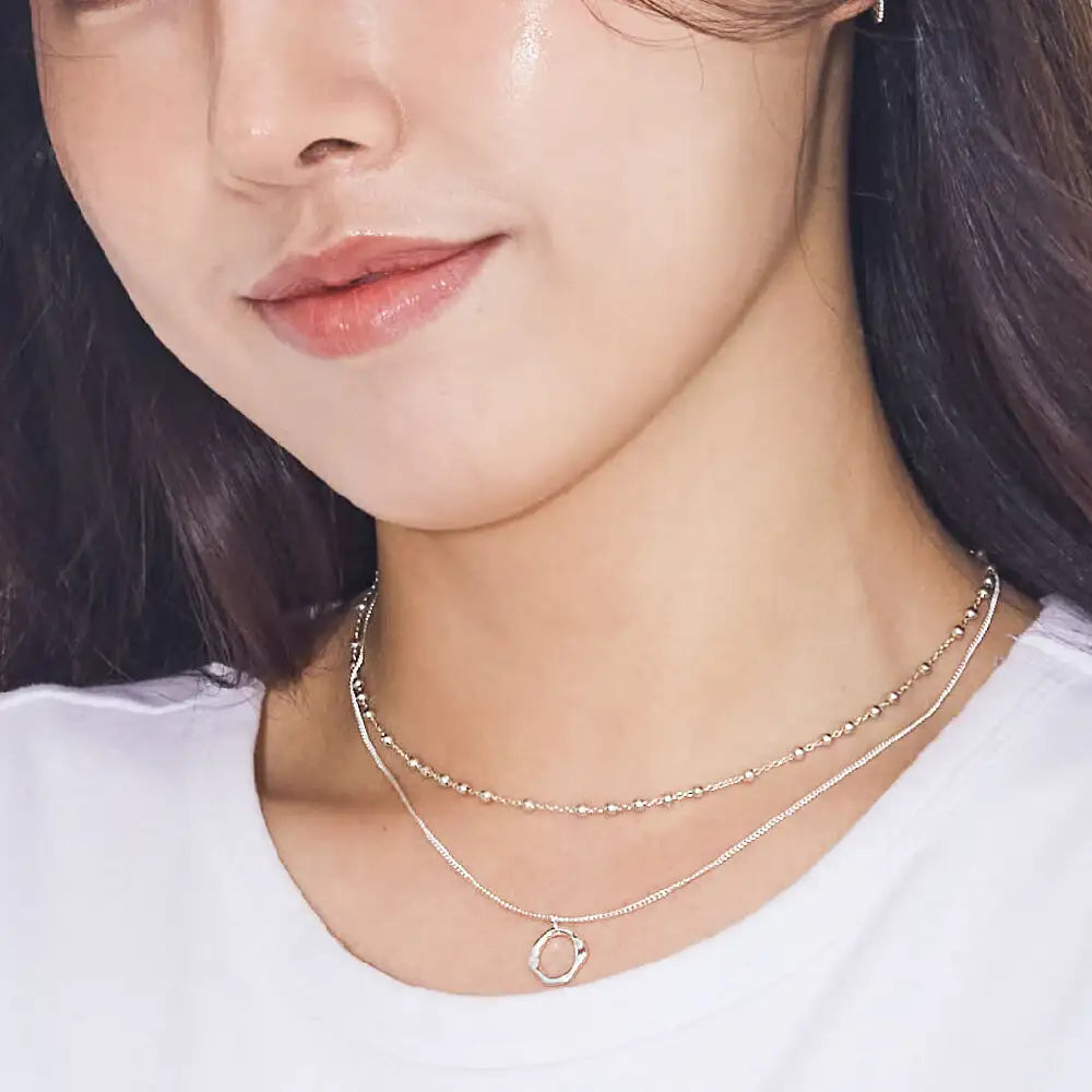 CLUE - Layered Hoop Integrated Silver Necklace - CLUE - Jewelry - Harumio