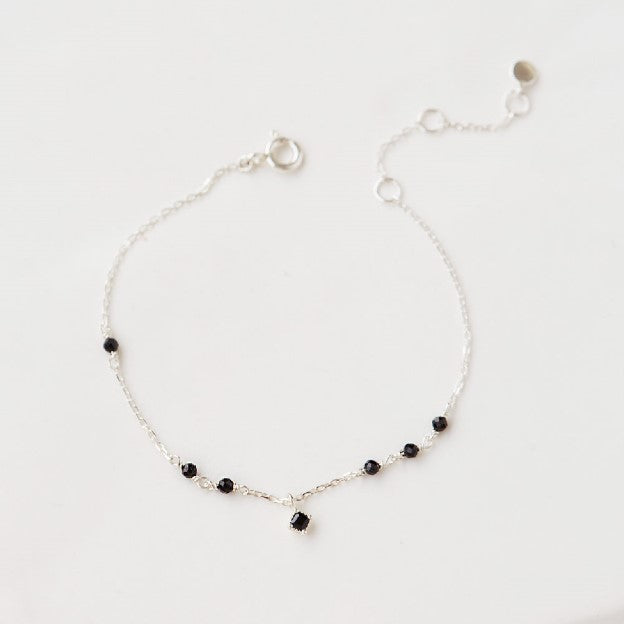 CLUE - Wish Spell Bead Type Black Spinel Bracelet